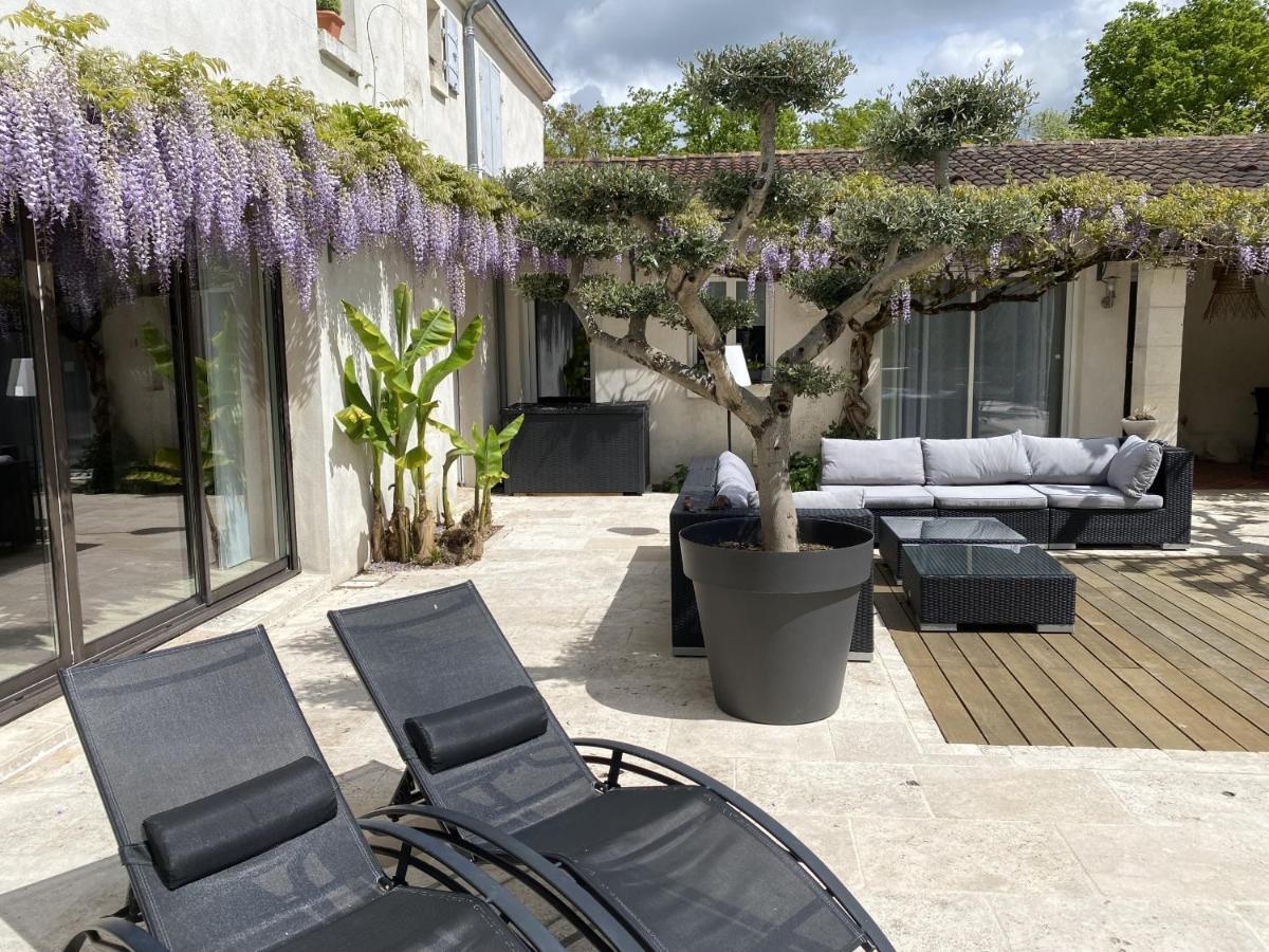 Le Logis De La Brumanderie - Saintes Fontcouverte  Exterior photo
