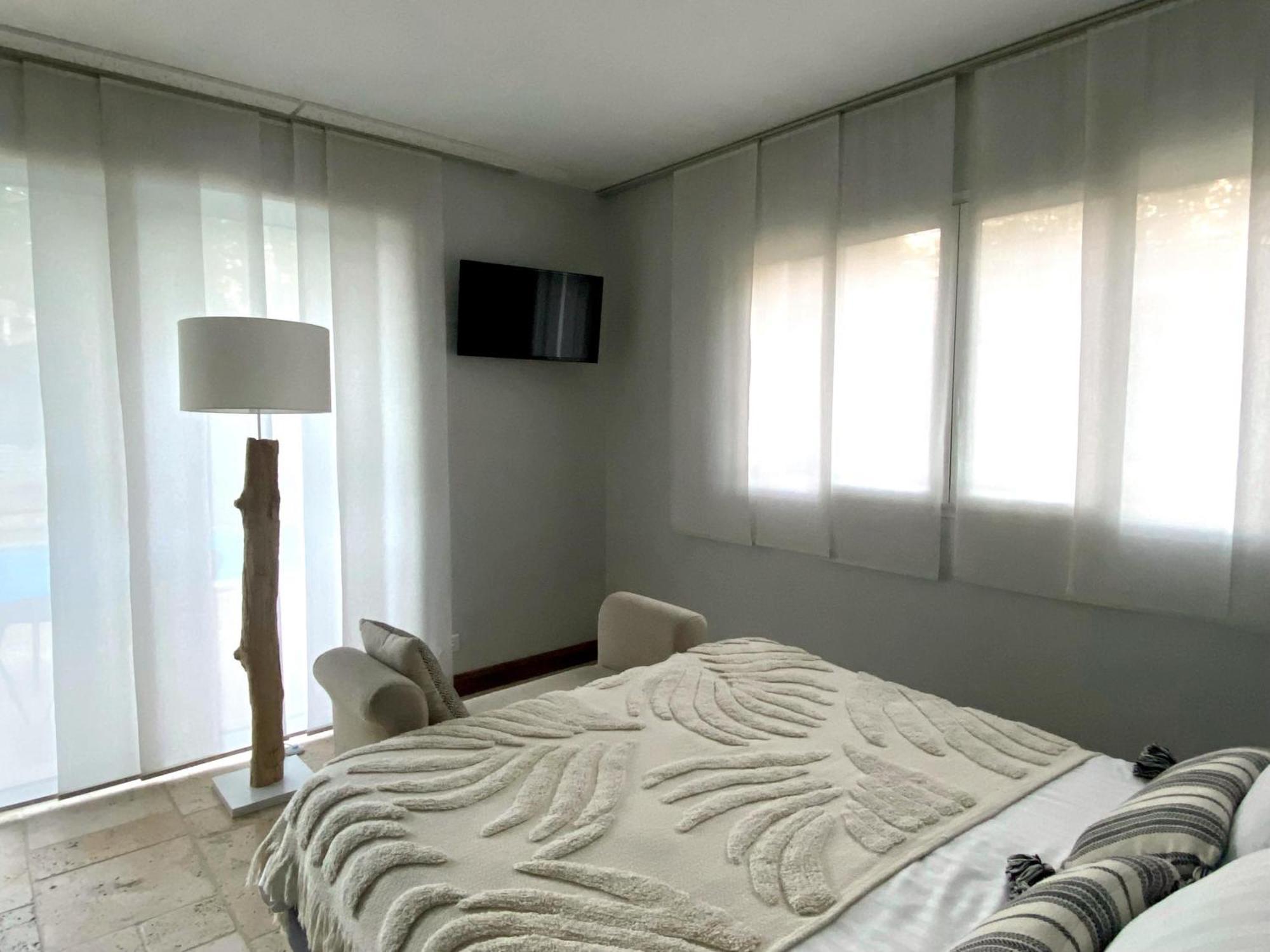 Le Logis De La Brumanderie - Saintes Fontcouverte  Room photo