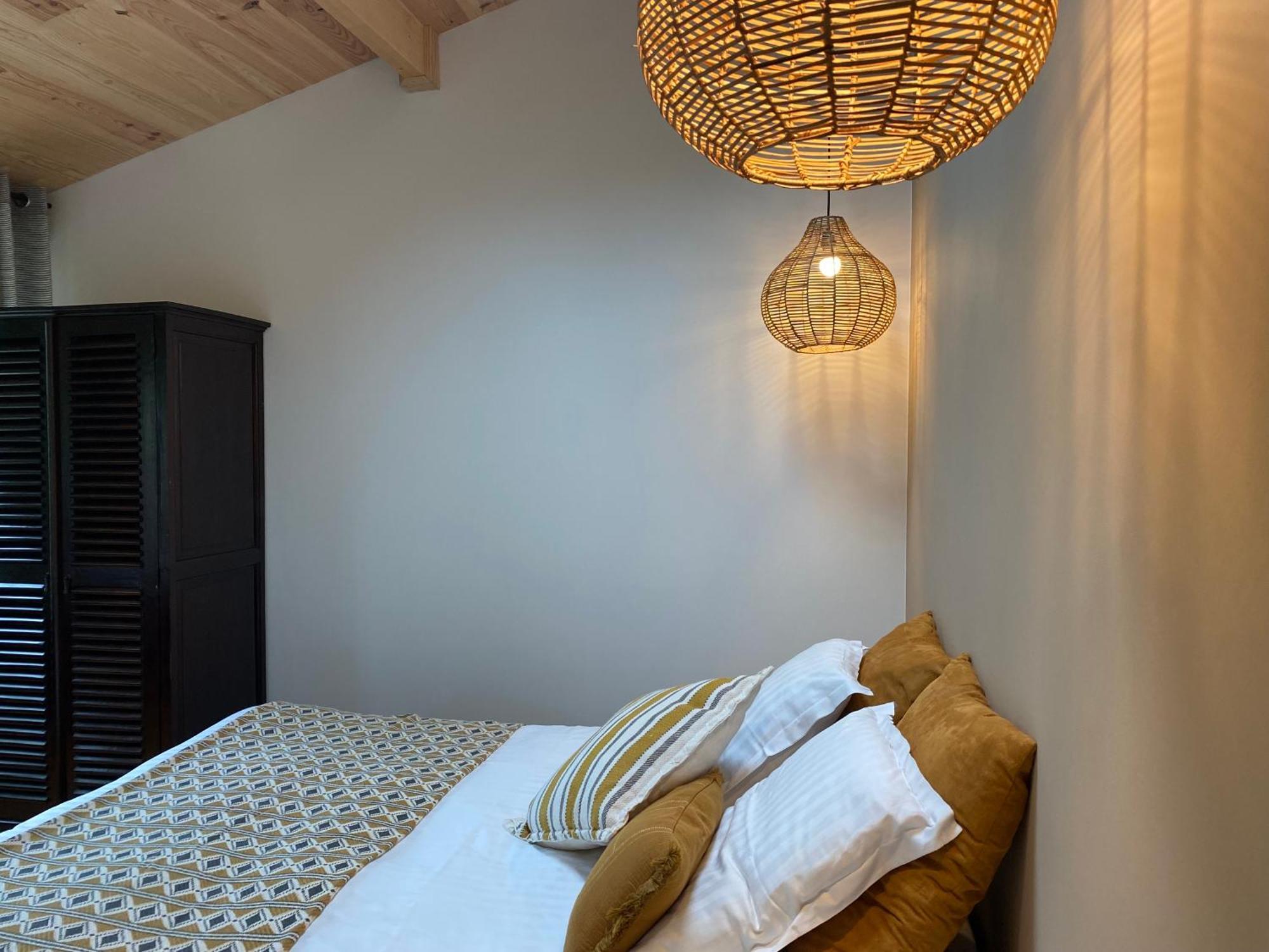 Le Logis De La Brumanderie - Saintes Fontcouverte  Room photo